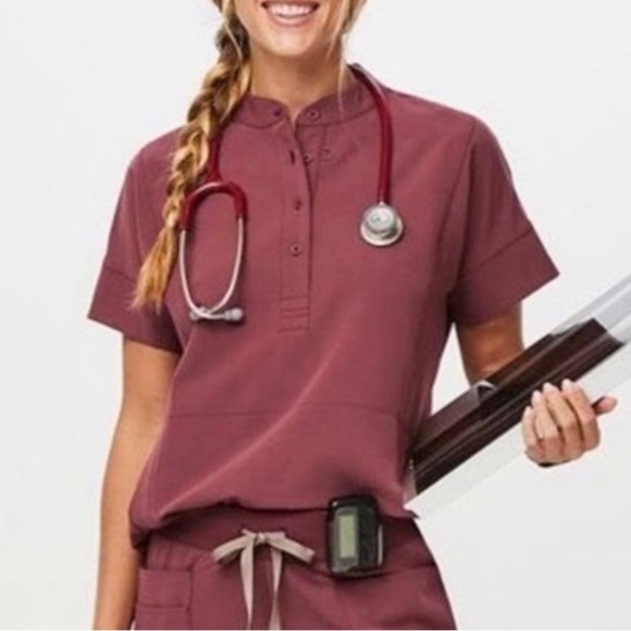 Figs Tops - FIGS Dark Cherry Scrub Set – Inza Top & Qua Jogger Pants (Women’s)